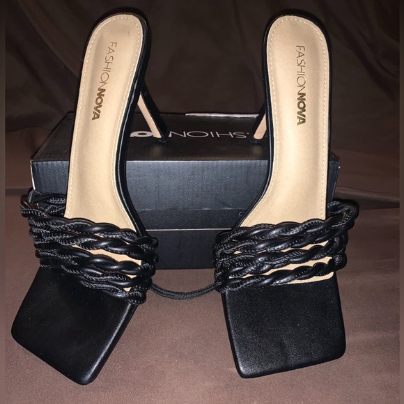 Rags to Riches Heels- Black Size: 11 USA - Picture 9 of 9